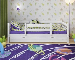 Детская кровать из массива березы Соня-5 (Белый/Лак) в Тобольске - tobolsk.mebel-74.com | фото